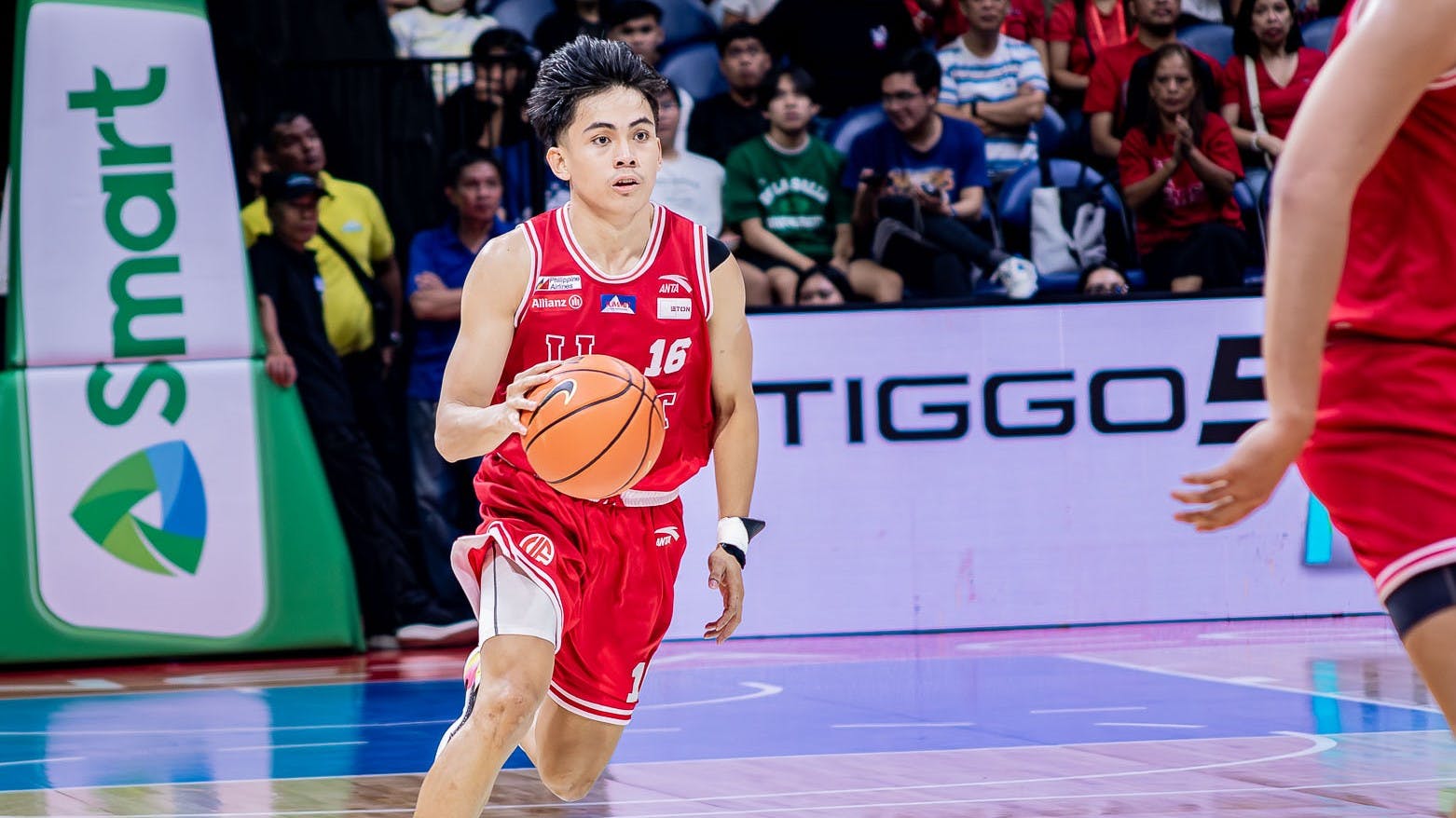 Rey Remogat gets strong push from UE legend as Red Warriors aim to sneak into Final Four